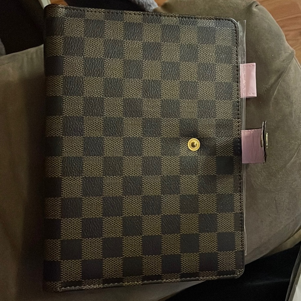 Brown agenda/planner with monthly and weekly inserts